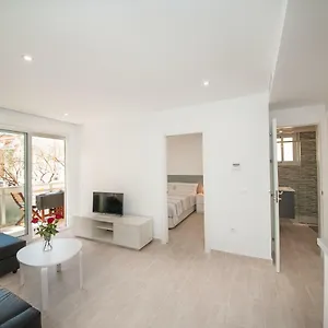 https://nadines-place.1costadelsol.com